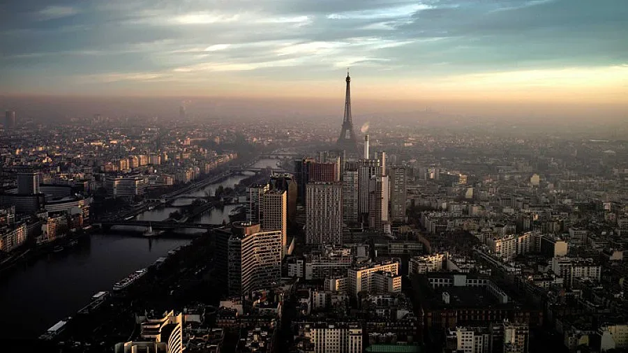 Бронирано стъкло ще пази Айфеловата кула