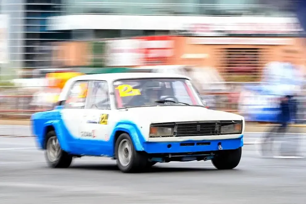 "Лада" скри шапката на хората. Изненадата