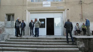 14 000 полицаи гарантират вота