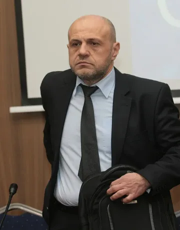 Дончев: На БСП само ГЕРБ им е в главата