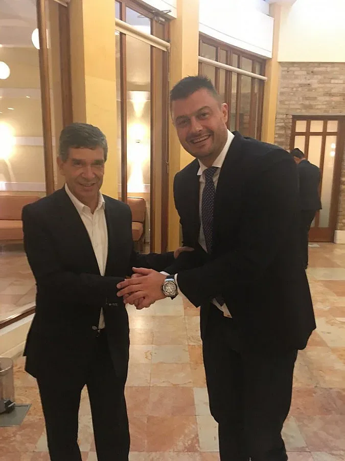 ЕП изпраща Бареков на мисия в Гамбия