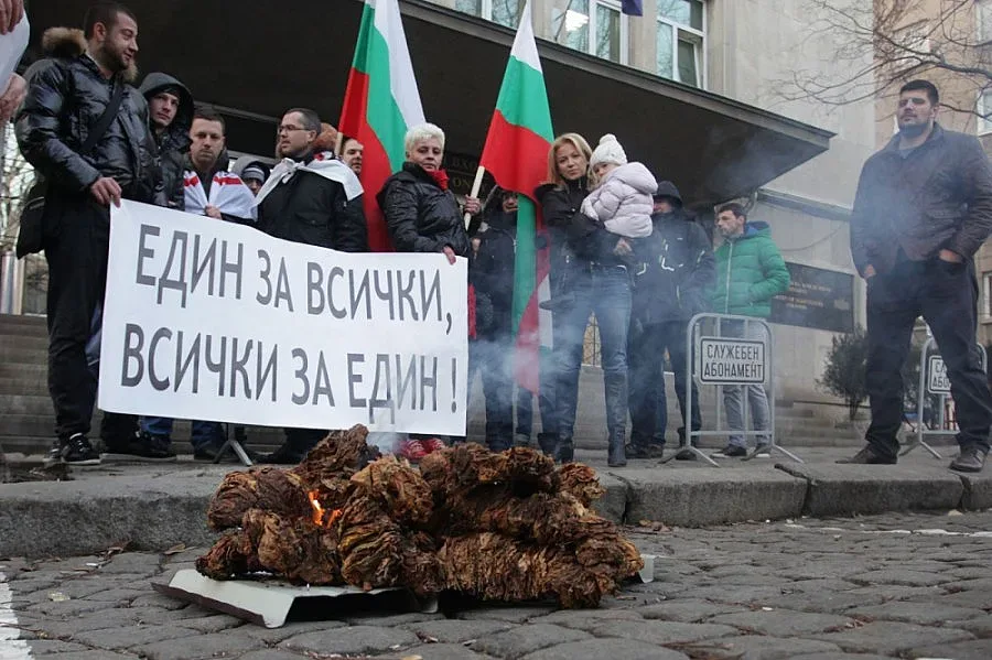 Тютюнопроизводители блокираха "Илинден-Ексохи"