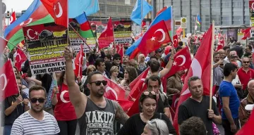 Турция се отказва от политическата агитация в Германия