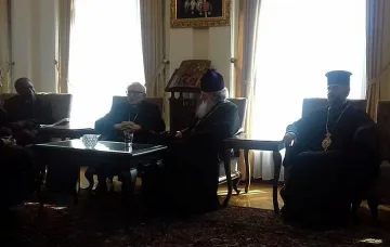 Нунцият съдейства за среща между кардинал и патриарх Неофит