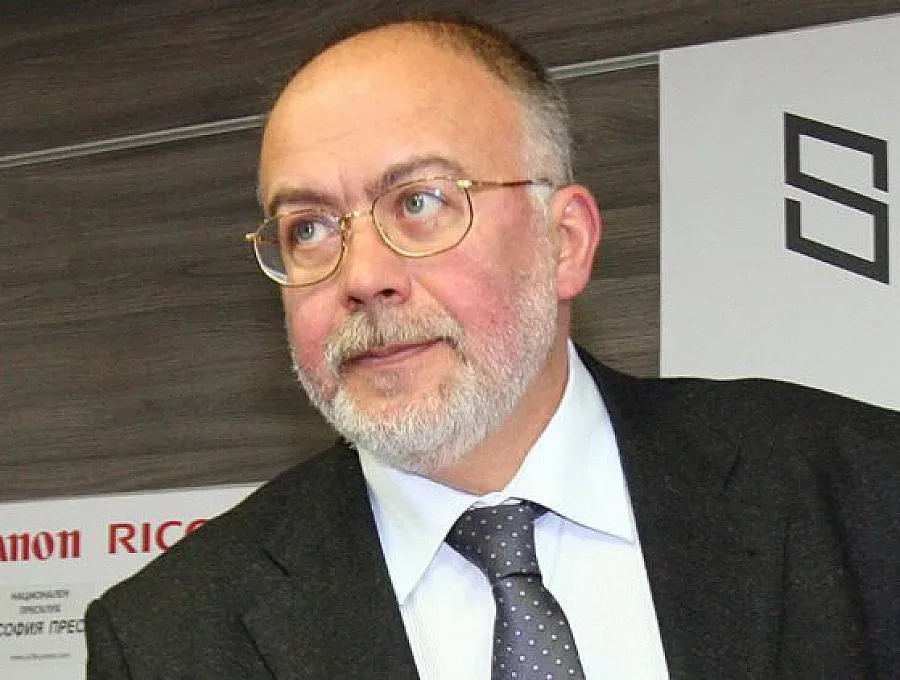 "Медиана": БСП бие ГЕРБ