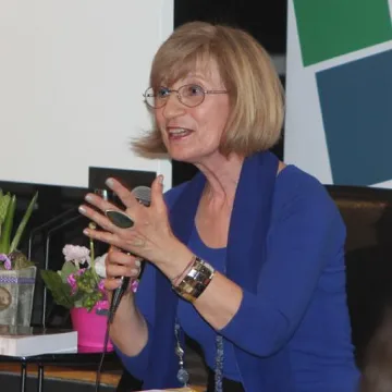 Как популисткото цунами не връхлетя Европа