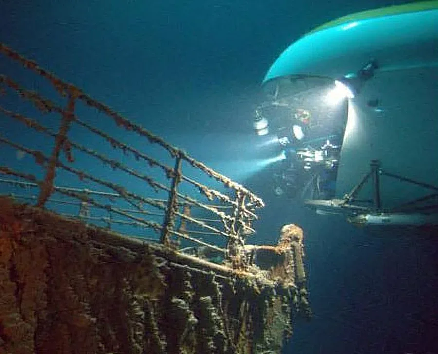 Организират екскурзии до останките на "Титаник"