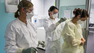 Медицинските сестри бягат от Великобритания