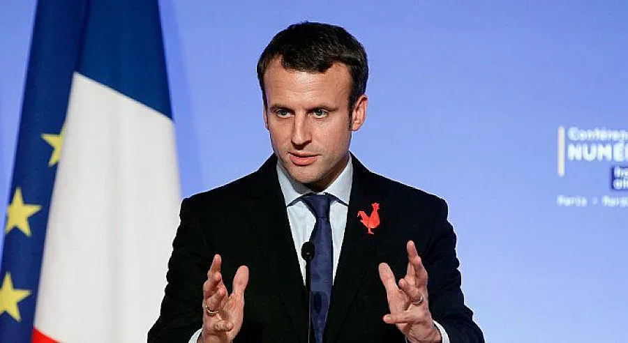 Франция връща военната повинност