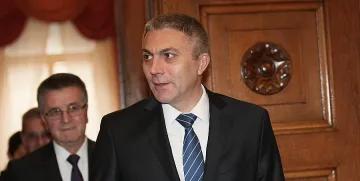 Карадайъ: Местан и Гьокче няма да определят кой е мюсюлманин