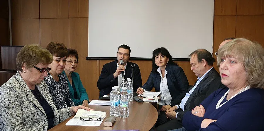 Калоян Паргов: Трябва да се върне достойнството на учителската професия