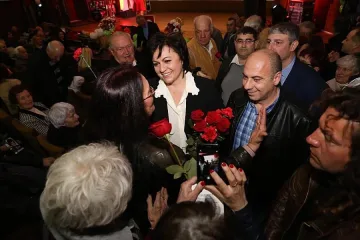 Корнелия Нинова: Целостта на България или въгледобивът в Арктика? 