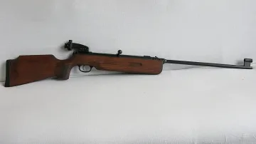 Жена простреля мъж в окото