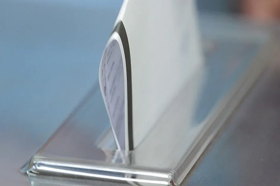 Доставят днес и последните бюлетини за вота