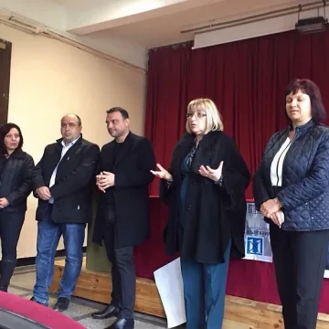 Цачева: Не се подвеждайте по лъжите на нашите опоненти