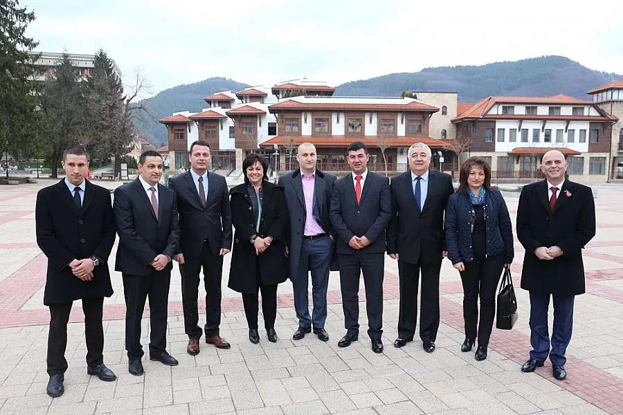 Корнелия: Само БСП може да спре ГЕРБ