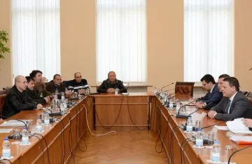 По-лесно дават разрешително за такси