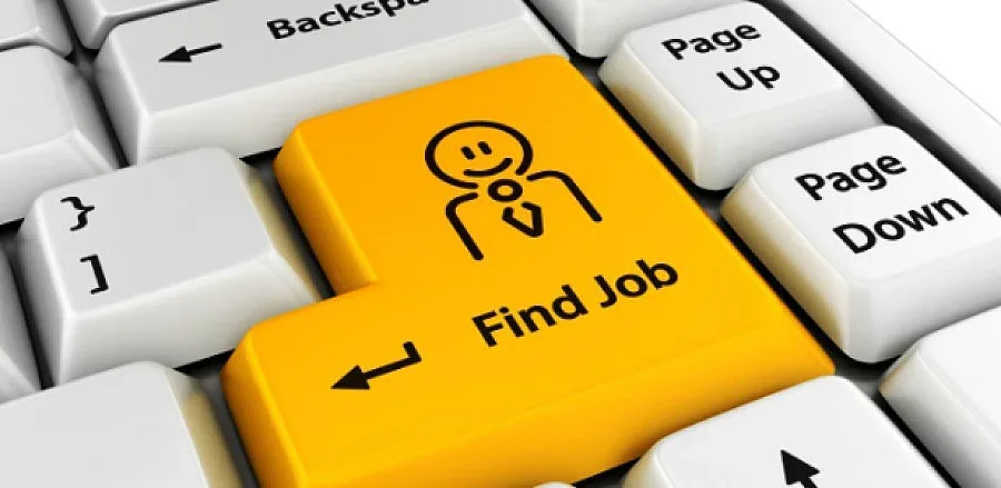 Под 50% от българите над 15 години работят