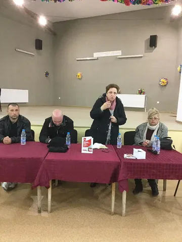 Връчиха на Дора Янкова подписка за път