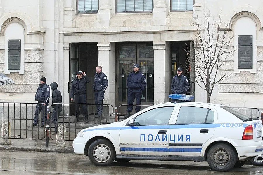 Задържаха мъж за притежание на метамфетамин