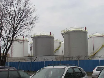 Запечатаха русенската рафинерия