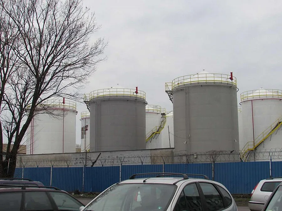 Запечатаха русенската рафинерия