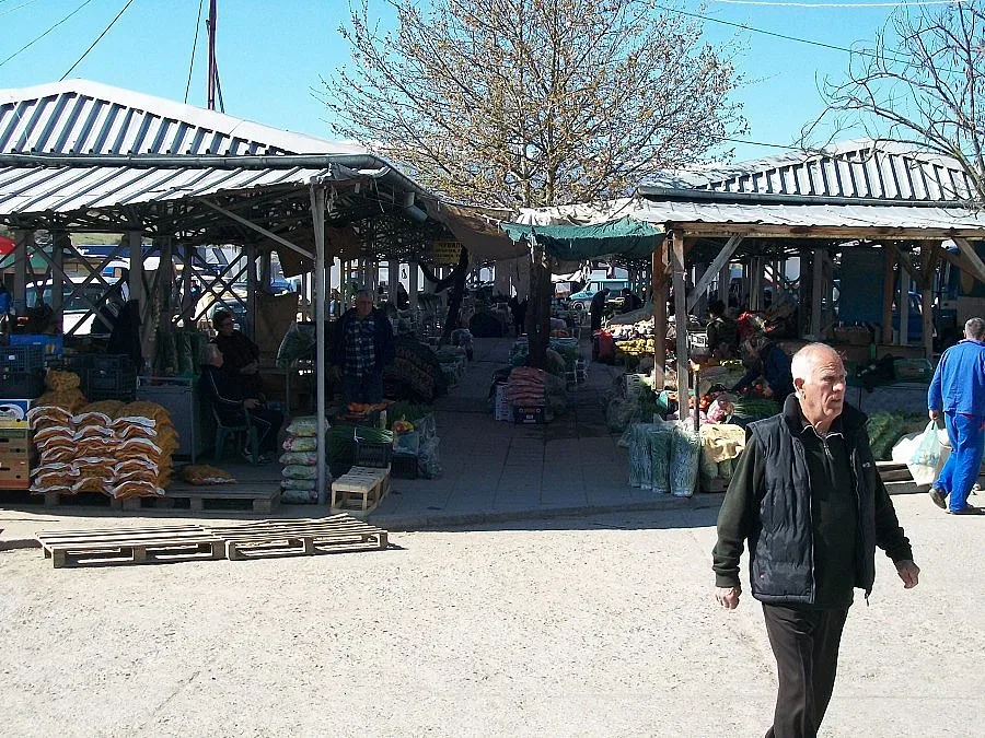 Данъчни притиснаха зеленчукови борси