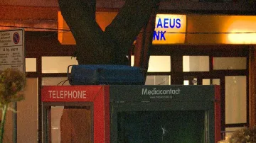 Син куфар блокира Стара Загора