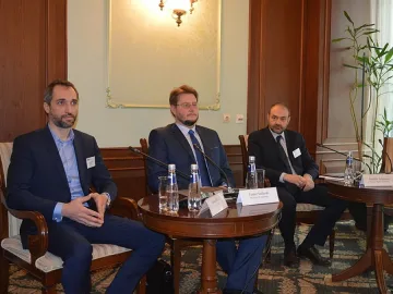 Намаляват бюрокрацията пред бизнеса