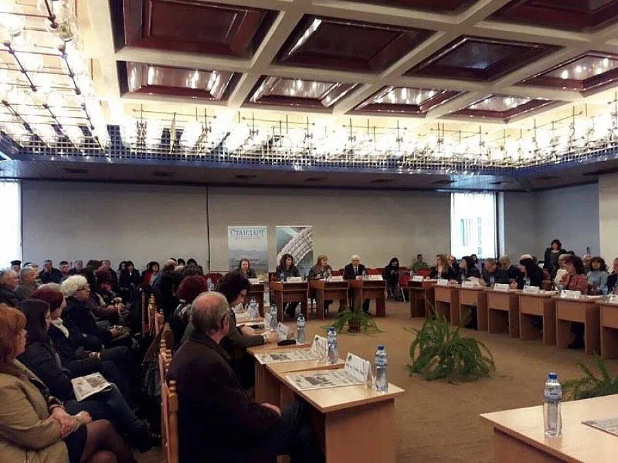 Илияна Йотова откри дискусията за "Чудесата на България"