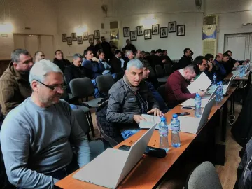 Общинският съветник пребит заради жена