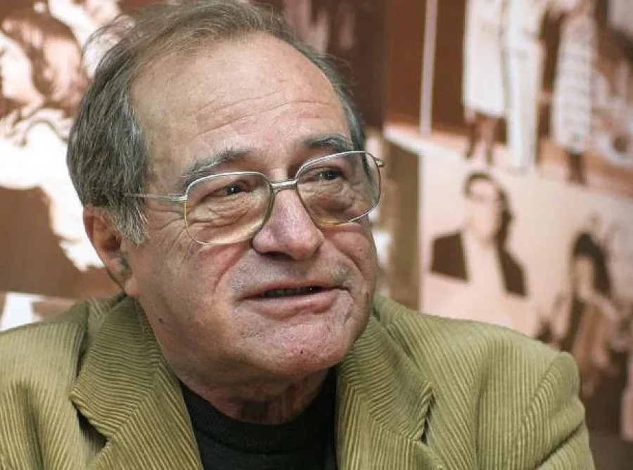 Траурен кът за писателя Георги Данаилов