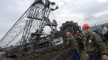 Режим на тока и 150 хил. уволнени заради ЕС