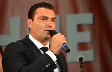 Паргов: София е град с две лица