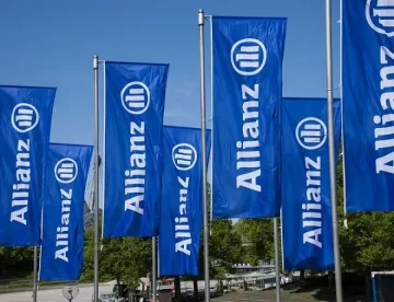 Кредитна карта Visa с 50% отстъпка от годишната такса от Алианц Банк