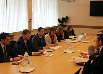 Ядат българско кисело мляко в Тайланд