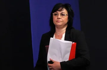 Нинова: Борисов е страхлив