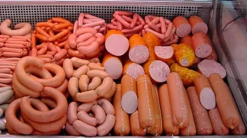 Разширяват фабрика за салами в Пернишко