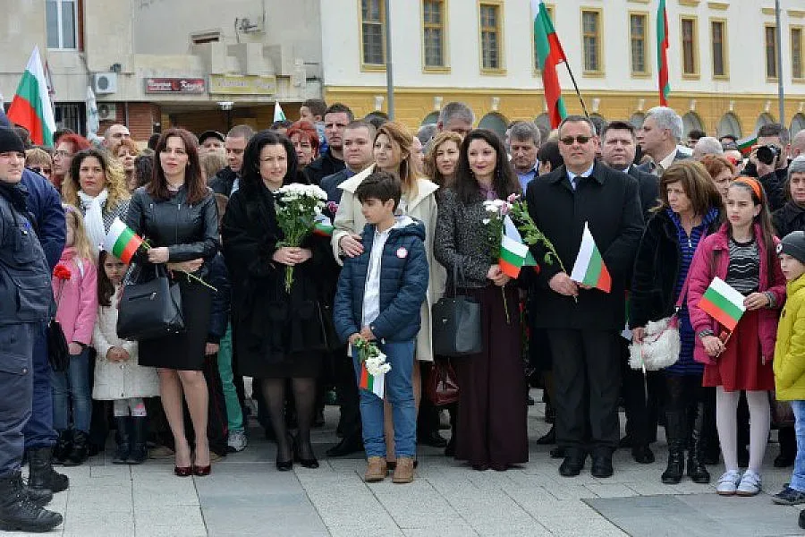 ГЕРБ поведе шествието в Сливен