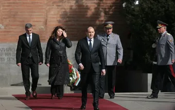 Радев: Дълбок корен е нужен, за да устоиш на ветровете