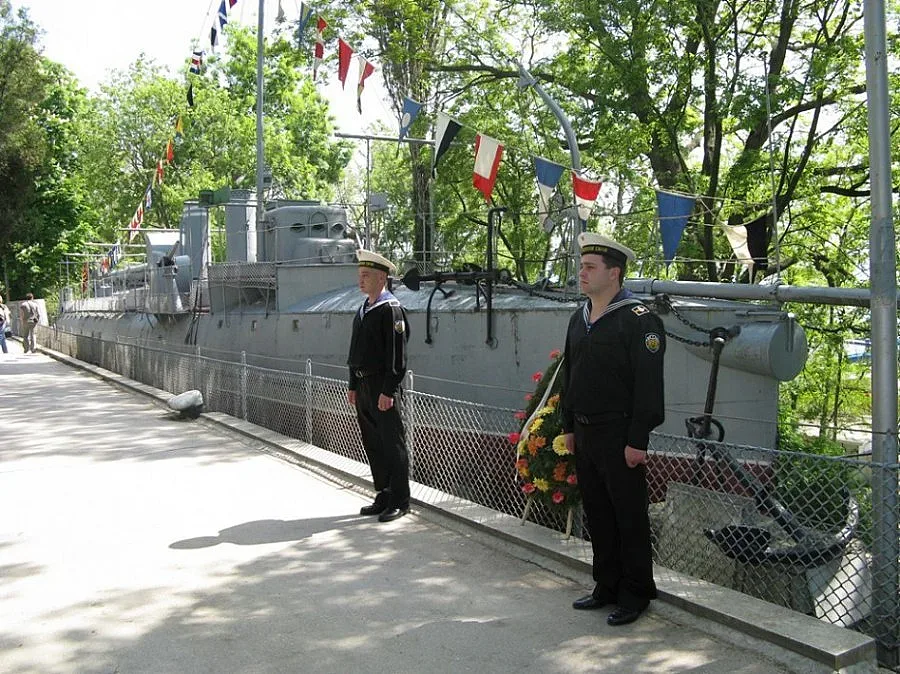 И Военноморският музей с вход свободен