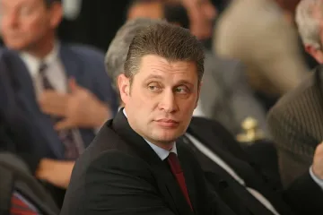 Продават имоти на Коце Маца