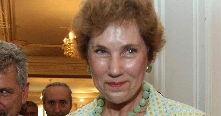 Полско радио: Арестуваха Елена Поптодорова за кражба