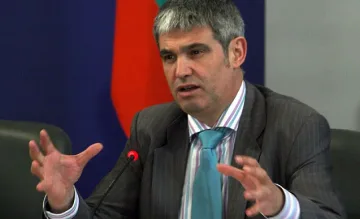 КНСБ иска подкрепа от Радев за доходите