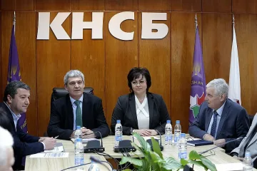 Нинова: С КНСБ сме заедно срещу Юнкер