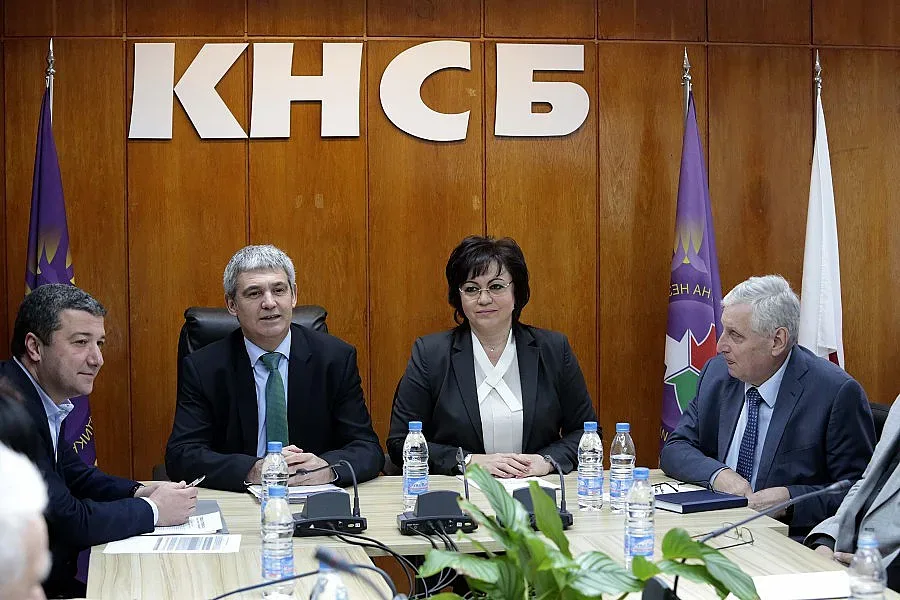 Нинова: С КНСБ сме заедно срещу Юнкер