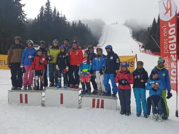 S Media взе титлата в първата щафета по ски за журналисти
