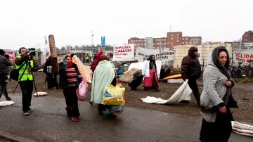 Пожар в най-големия бежански център в Швеция