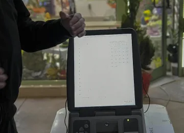 ЦИК бави топката за машините