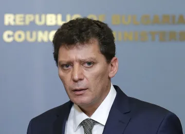 Замразиха програмата за саниране